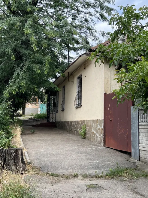Продам будинок в центрі міста. фото 1 Продам будинок в центрі міста. фото 1