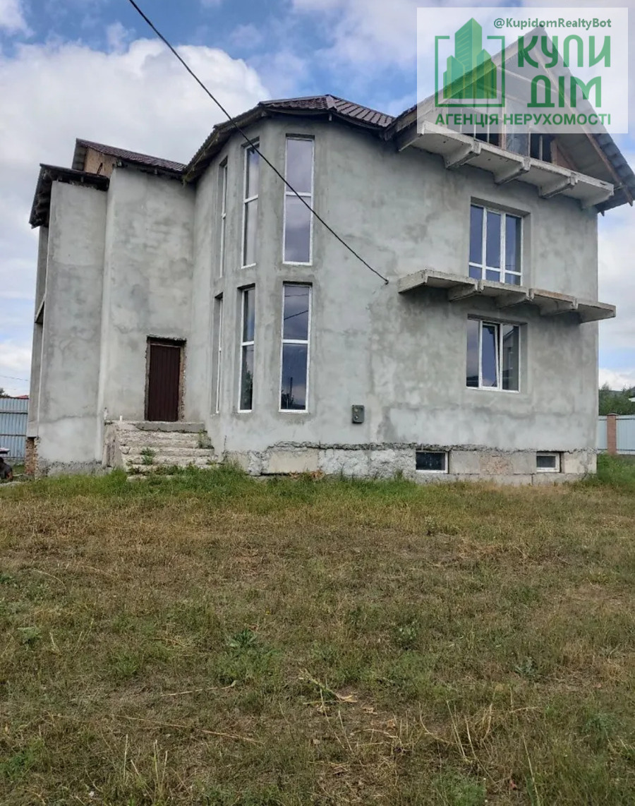 Продам Великий 2-х поверховий будинок фото 1 Продам Великий 2-х поверховий будинок фото 1