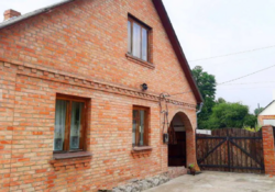 Продам добротный дом в р-не Кущевки фото 1 Продам добротный дом в р-не Кущевки фото 1