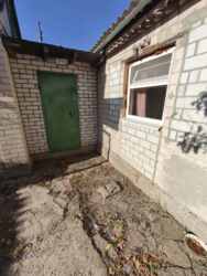 Продам будинок у центрі селища Яворницьке (Іларіонове) для життя таабо під бізнес фото 3 Продам будинок у центрі селища Яворницьке (Іларіонове) для життя таабо під бізнес фото 3