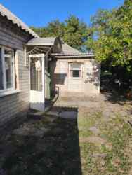 Продам будинок у центрі селища Яворницьке (Іларіонове) для життя таабо під бізнес фото 17 Продам будинок у центрі селища Яворницьке (Іларіонове) для життя таабо під бізнес фото 17