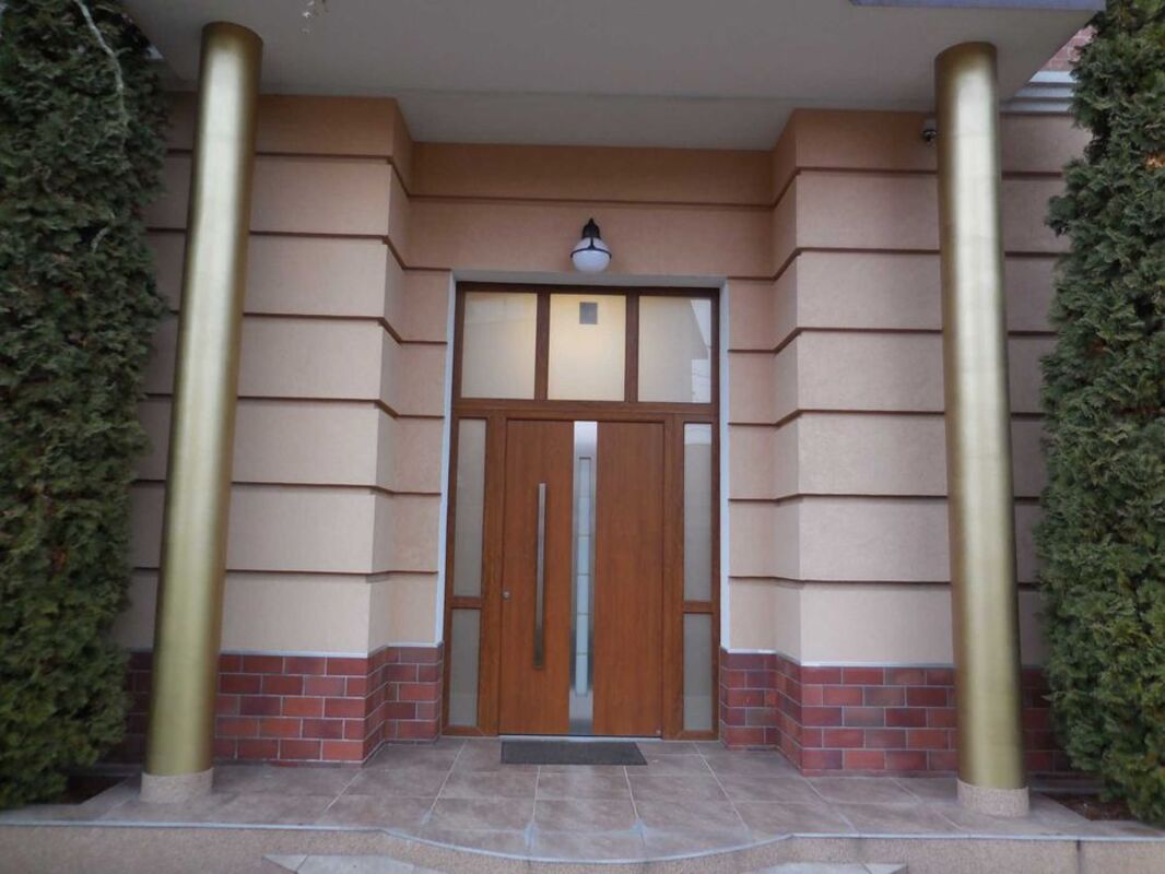 Продається будинок Київ, Печерський, Редутная ул., м. Звіринецька фото 1 Продається будинок Київ, Печерський, Редутная ул., м. Звіринецька фото 1