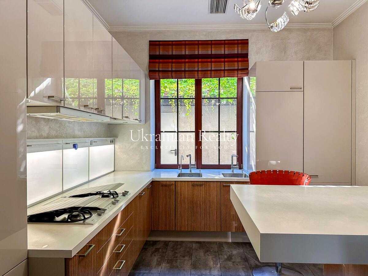 ��������� ������� ����������� ��., 24�, ���, ����������, �. ���������� ���� 1