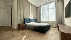   , ,   8
