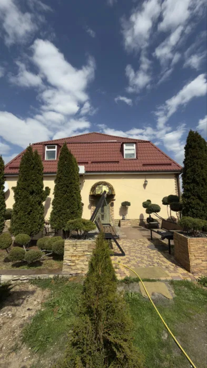 ������ ������� 220�2 � SPA-����� �� ������� 18 ����� | ����� (�������). ���� 1