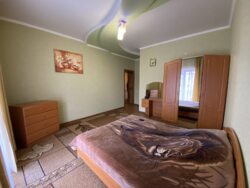 ДОБРОТНИЙ житловий будинок на Лелеківці. фото 17 ДОБРОТНИЙ житловий будинок на Лелеківці. фото 17