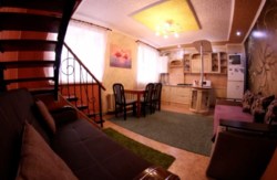 Продаж 2-х поверхового будинка у центрі міста. фото 5 Продаж 2-х поверхового будинка у центрі міста. фото 5