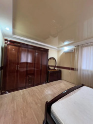 Продам будинок 200 м², 6 соток, гостьовий дім, гараж, Кропивницький фото 7 Продам будинок 200 м², 6 соток, гостьовий дім, гараж, Кропивницький фото 7