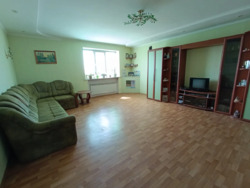 Будинок з укриттям на початку Лелеківки. фото 11 Будинок з укриттям на початку Лелеківки. фото 11