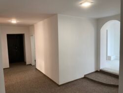 Продається будинок по вулиці Кримській вул., ( можливо під бізнес) фото 9 Продається будинок по вулиці Кримській вул., ( можливо під бізнес) фото 9