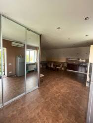 Продам затишний двоповерховий будинок із садом та охоронюваною територією фото 2 Продам затишний двоповерховий будинок із садом та охоронюваною територією фото 2