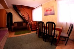 Продаж 2-х поверхового будинка у центрі міста. фото 8 Продаж 2-х поверхового будинка у центрі міста. фото 8