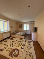 Продам затишний двоповерховий будинок із садом та охоронюваною територією фото 5 Продам затишний двоповерховий будинок із садом та охоронюваною територією фото 5