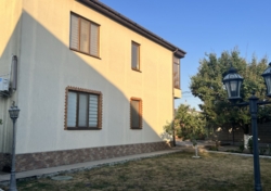 Продам дом фото 1 Продам дом фото 1