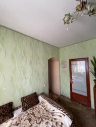 Продам ділянку 18 соток біля дороги з будинком, у с. Великодолинське. фото 7 Продам ділянку 18 соток біля дороги з будинком, у с. Великодолинське. фото 7