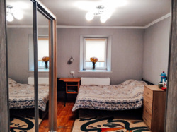 Дом возле школы 11с земли! фото 1 Дом возле школы 11с земли! фото 1