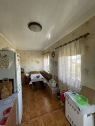 Продам ділянку 18 соток біля дороги з будинком, у с. Великодолинське. фото 10 Продам ділянку 18 соток біля дороги з будинком, у с. Великодолинське. фото 10