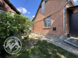 До Вашої уваги частина будинку з АГВ на Ближньому замості фото 1 До Вашої уваги частина будинку з АГВ на Ближньому замості фото 1