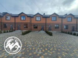 Продаж 2-поверхового таунхауса в Зарванцях фото 2 Продаж 2-поверхового таунхауса в Зарванцях фото 2