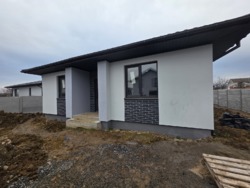 Продам одноповерховий будинок в Якушенцях фото 1 Продам одноповерховий будинок в Якушенцях фото 1