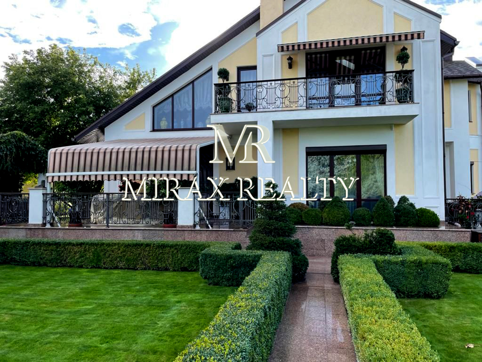 Продажа дома DeLux-класса 570 м2 уч 30сот выход в Днепр Конча-Заспа фото 1 Продажа дома DeLux-класса 570 м2 уч 30сот выход в Днепр Конча-Заспа фото 1