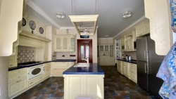 Продажа дома 1058 м2 уч 32 сот закрытый городок Днепр Дамба Козин фото 18 Продажа дома 1058 м2 уч 32 сот закрытый городок Днепр Дамба Козин фото 18