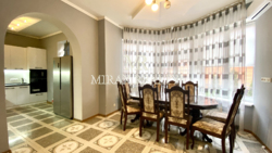 ������ ���������� ������� 305 �² �� �������. 10 �����. ����. ������. ���� 15