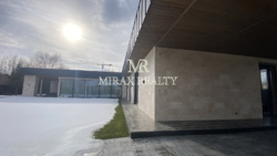 ������ �������� ������� 452 �2 �� ������ 15 ����� � ������������� �������� �� ���������� ���� 18