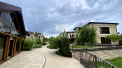 ����� �� ����� � ����������� ����: ��� ��������� ����� � Montana Village ���� 23