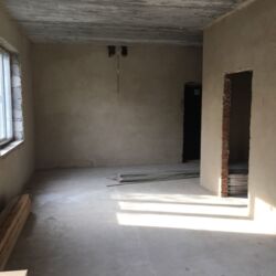  210, 3 , .  (), . ,   (-)  6