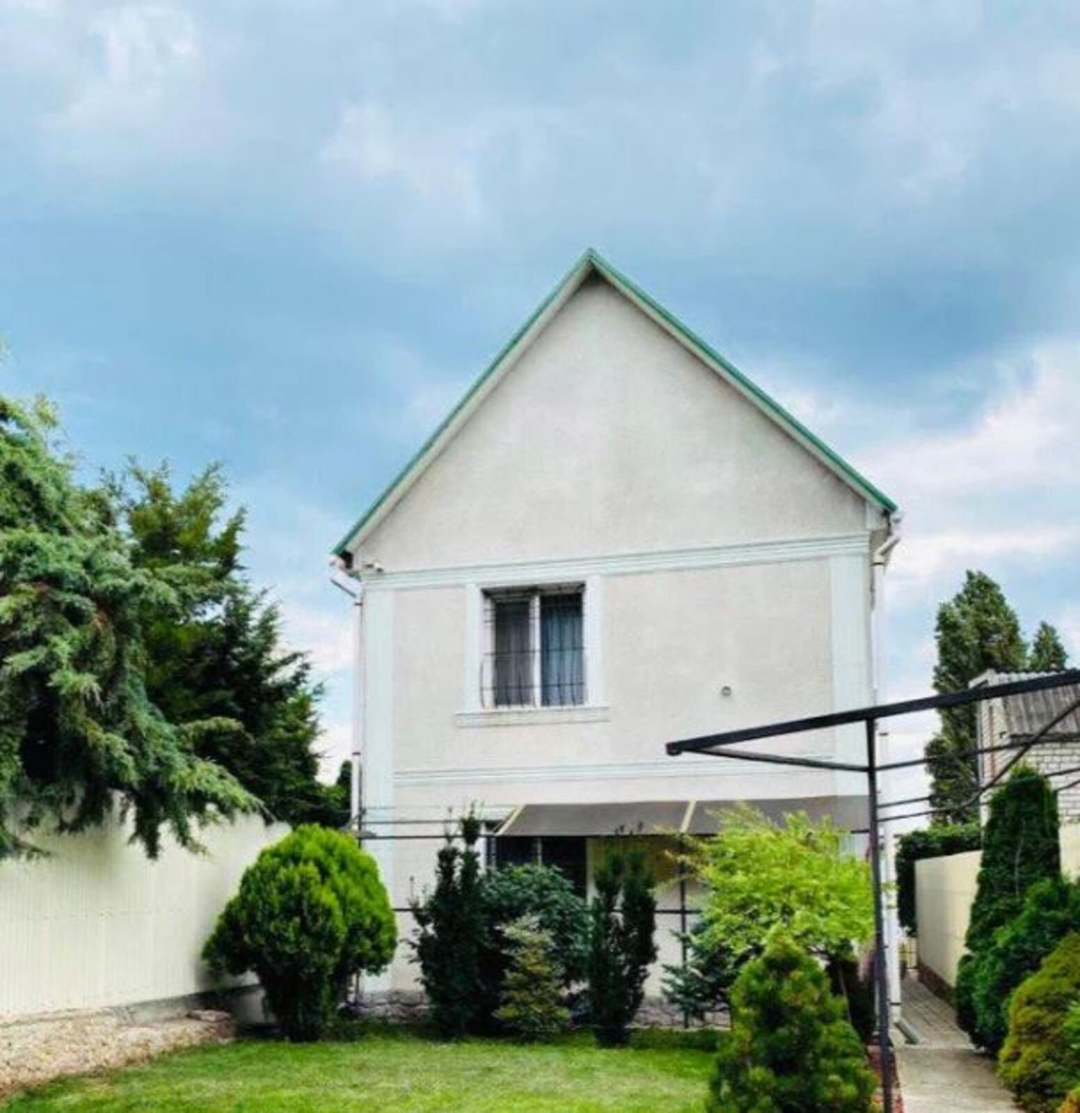 Продам 2-х этажный дом ул. Верхняя/район 411-й Батареи. фото 1 Продам 2-х этажный дом ул. Верхняя/район 411-й Батареи. фото 1