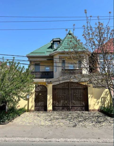 Продам современный стильный 2-х эт. дом с мансардой ул.Толбухина! фото 1 Продам современный стильный 2-х эт. дом с мансардой ул.Толбухина! фото 1