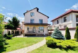 Продам четырехуровневый дом ул.Амундсена/Дача Ковалевского. фото 1 Продам четырехуровневый дом ул.Амундсена/Дача Ковалевского. фото 1