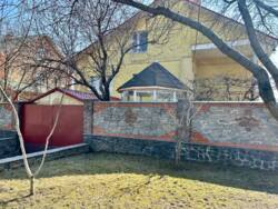 ������� �� ��������� ������� 184 �����, ��� ������� ������, � ���������� ������ �����, ���������, ���� �� ���� �����. ���� 4