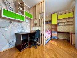 ������� �� ��������� ������� 184 �����, ��� ������� ������, � ���������� ������ �����, ���������, ���� �� ���� �����. ���� 22