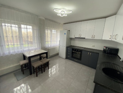 Чудовий будинок у с. Вовчинець фото 1 Чудовий будинок у с. Вовчинець фото 1