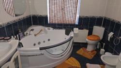 Продаж будинку в елітному районі Житомира фото 23 Продаж будинку в елітному районі Житомира фото 23