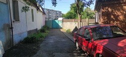 ������� ������� 84,6 �² � �������������� ������� 6 ����� � ����� ���� 50 000 $ ���� 8
