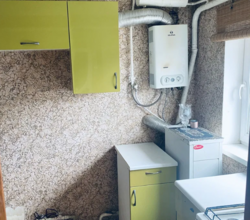 Продам частину будинку дуже зручне розташування ( Смолянка) фото 4 Продам частину будинку дуже зручне розташування ( Смолянка) фото 4