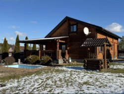 Продам будинок зі зрубу з басейном 120000 у.о. фото 1 Продам будинок зі зрубу з басейном 120000 у.о. фото 1