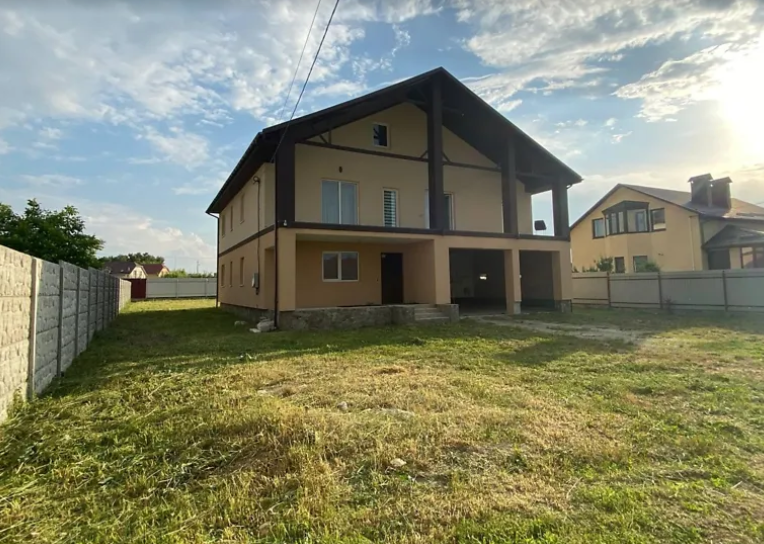 Продаю 3 поверховий дім з терасою і ділянкою на 10 соток, 340 кв. м, 8 кімнат, район Старе місто, Вінниця фото 1 Продаю 3 поверховий дім з терасою і ділянкою на 10 соток, 340 кв. м, 8 кімнат, район Старе місто, Вінниця фото 1