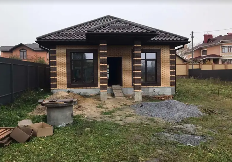 Продаж 1 поверхового будинку з ділянкою на 10 сот., пров. Бузковий фото 1 Продаж 1 поверхового будинку з ділянкою на 10 сот., пров. Бузковий фото 1