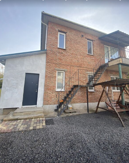 ������ 2 ����������� ������� � ������� � ������� �� 5 �����, ���������� ���� ���� 1