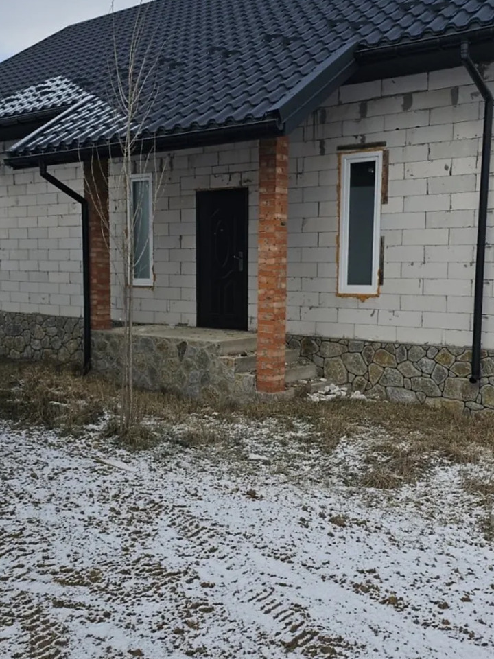Продаж 2 поверхового будинку з ділянкою на 9 соток, 260 кв. м фото 1 Продаж 2 поверхового будинку з ділянкою на 9 соток, 260 кв. м фото 1