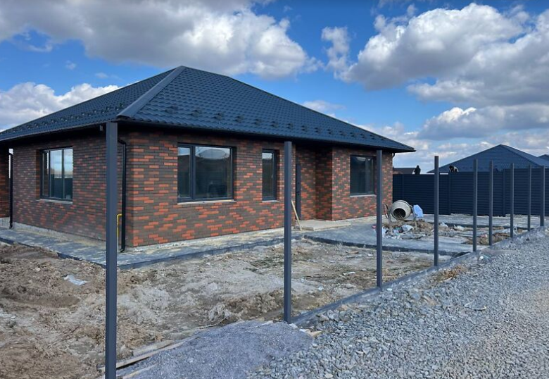 ������ 1 ����������� ������� � ������� �� 5.5 �����, 110 ��. �, 3 ������, �� ���. ��������� ���� 1