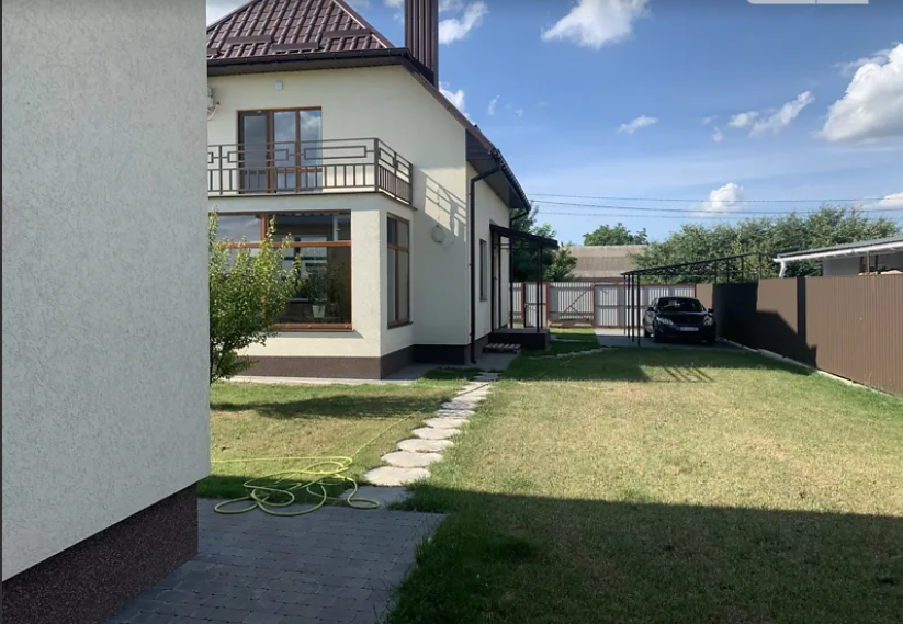 ������ 2 ����������� ������� � ������� �� 10 �����, 132 ��. �, 4 ������, �� ������ �������� 7 ���� 1