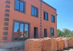 Продаж 2 поверхового таунхауса з ділянкою на 2 сотки, 76 кв. м, 3 кімнати, на вул. Незалежності фото 3 Продаж 2 поверхового таунхауса з ділянкою на 2 сотки, 76 кв. м, 3 кімнати, на вул. Незалежності фото 3