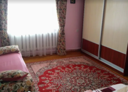 ������ 2 ����������� ������� ������� � ������� �� 25 �����, 170 ��. �, 3 ������, �� ���. �������� ���� 10