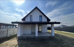 Продаж 2 поверхового будинку з ділянкою на 5 соток, 130 кв. м, вул. Головна фото 14 Продаж 2 поверхового будинку з ділянкою на 5 соток, 130 кв. м, вул. Головна фото 14