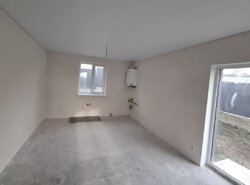 Продаж 2 поверхового будинку з ділянкою на 3.7 сотки, 126 кв. м, с. Зарванці фото 7 Продаж 2 поверхового будинку з ділянкою на 3.7 сотки, 126 кв. м, с. Зарванці фото 7